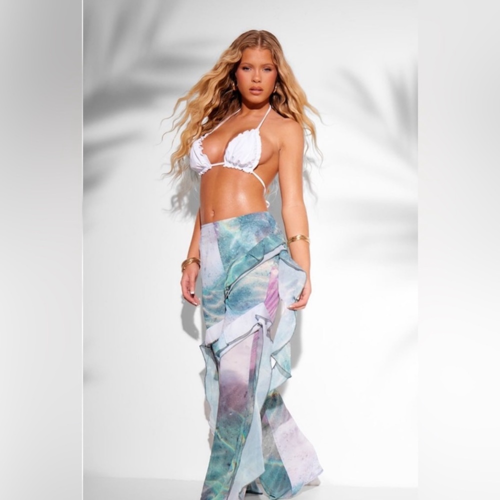 PRETTYLITTLETHING multi water print frill beach trousers size 8 US